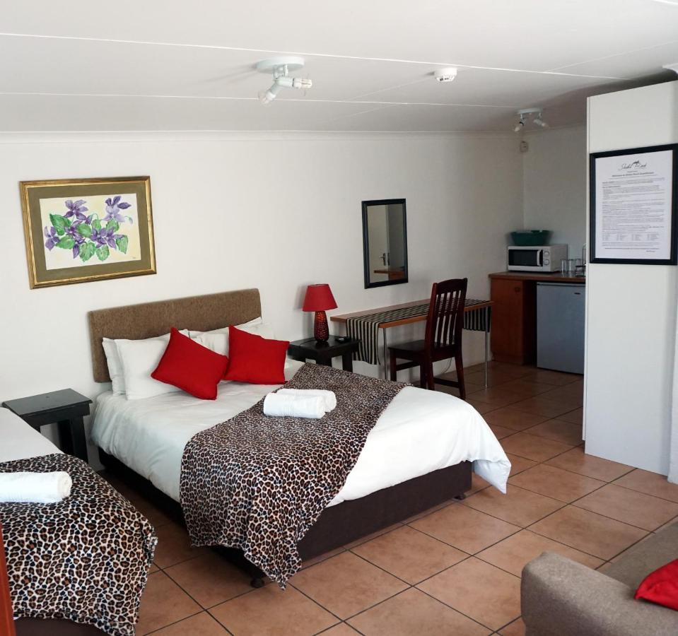 Sheba Rock Guesthouse Mbombela Luaran gambar